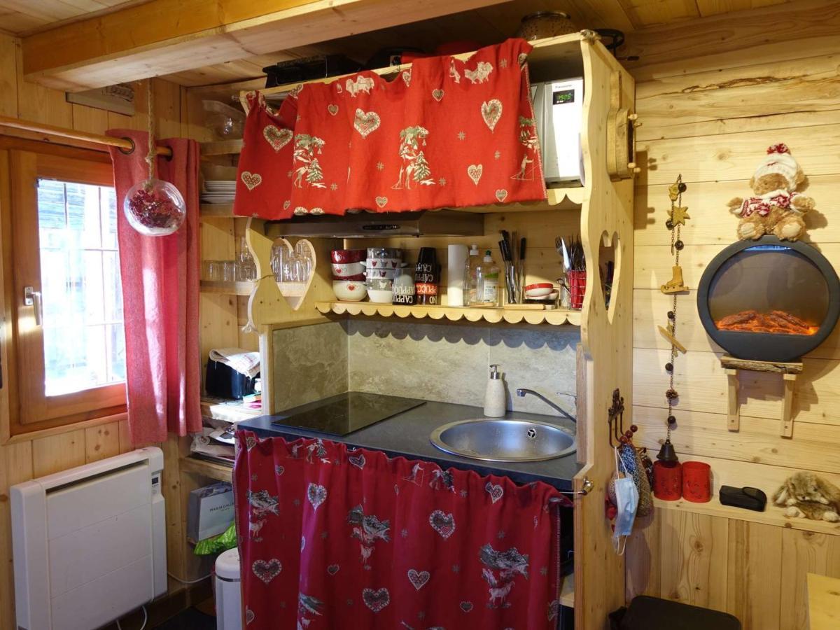 Charmant Mazot Savoyard A Hauteluce: Ideal Pour Couple, Proche Commerces Et Ski, Bien Equipe - Fr-1-342-263 Kültér fotó