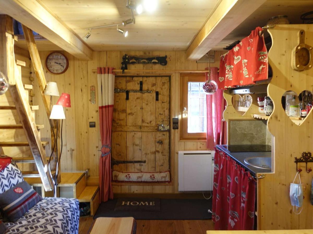 Charmant Mazot Savoyard A Hauteluce: Ideal Pour Couple, Proche Commerces Et Ski, Bien Equipe - Fr-1-342-263 Kültér fotó